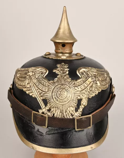 Prussian Silver Garde Infantry or Pioneer Enlisted Pickelhaube Visuel 1 principal